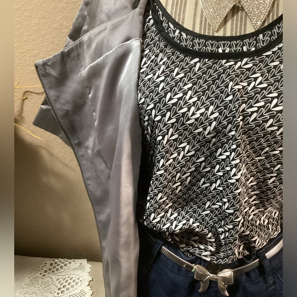 🎁 MONÍSIMO Gray Jacket, short SLEVES - Picture 8 of 16